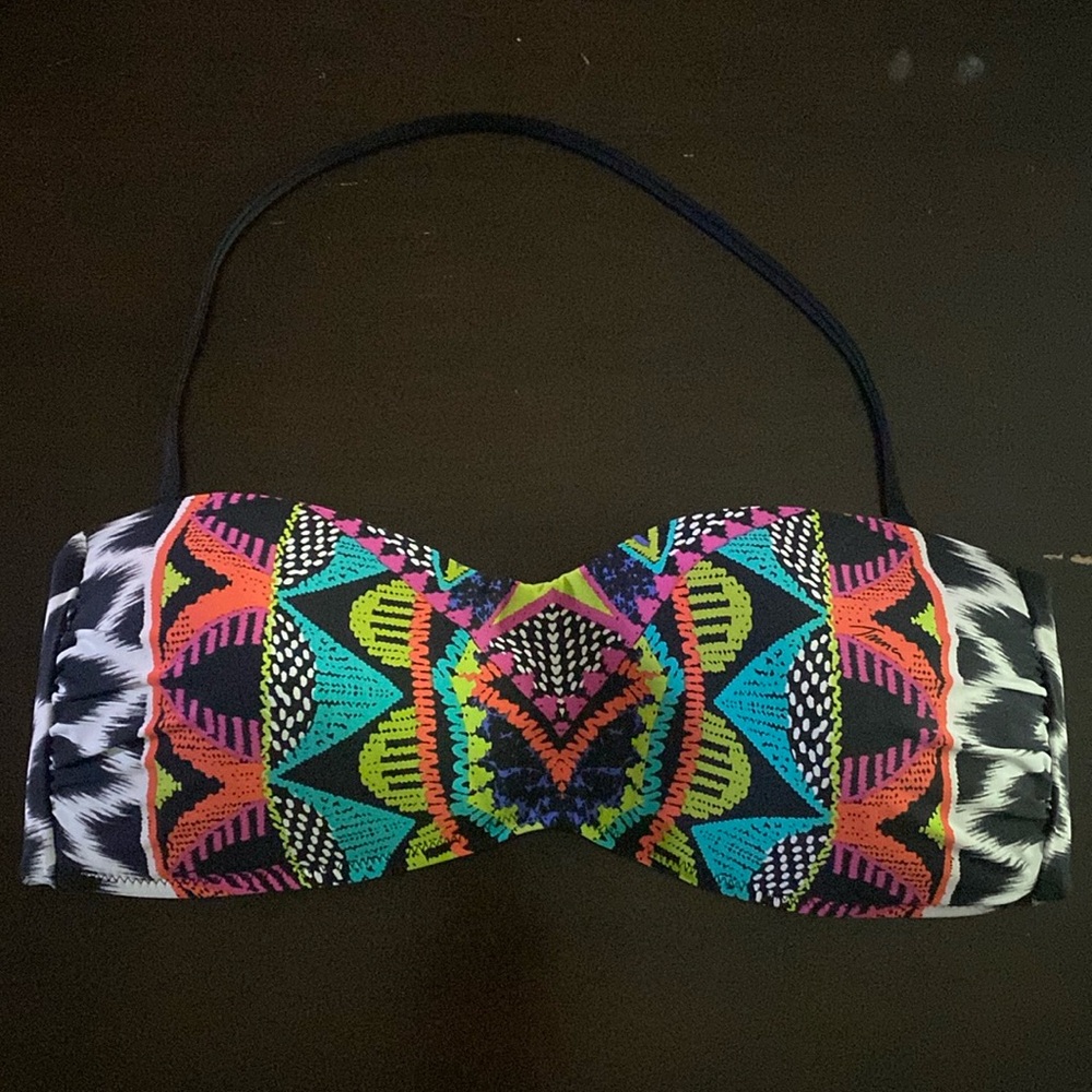 Trina Turk Swimwear Bikini Top Abstract Removable Halter Strap Size 12